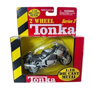 Tonka 2 Wheel Series 3 Suzuki GSX 1300R Hayabusa Motorcycle 1:18 Die Cast Maisto